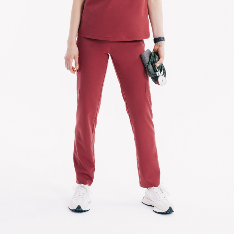 Maya Slim Chili Scrub Pantolon